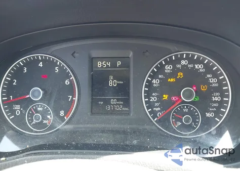 2015 Volkswagen Passat 1.8T Limited Edition z USA, uszkodzony, nr VIN 1VWAT7A3XFC070784